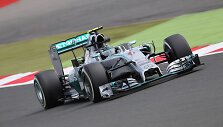 &bdquo;Formulės-1&ldquo; penktadienio treniruotės Silverstone