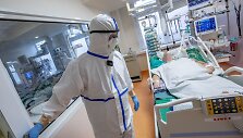 VUL Santaros klinikos. Kova su koronavirusu