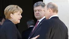 Angela Merkel, Petro Poro&scaron;enko ir Vladimiras Putinas
