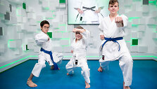 15min studijoje &ndash; i&scaron;skirtinė karate profesionalų pamoka