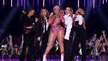 &bdquo;Little Mix&ldquo; ir Nicki Minaj