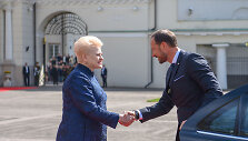 Prezidentė susitiko su Norvegijos sosto įpėdiniu kronprincu Haakonu ir kronprincese Mette-Marit