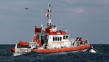 Turkijos pakrantės apsaugos pareigūnai vykdo paie&scaron;ką nelaimės vietoje