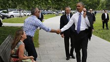 JAV prezidentas Barackas Obama Va&scaron;ingtone sveikinasi su tursitais i&scaron; Izraelio