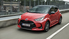 Ketvirtos kartos &bdquo;Toyota Yaris&ldquo;