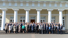 Dalia Grybauskaitė susitiko su Lietuvos ambasadoriais