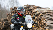 Karolis Mieliauskas motociklu apvažiavo Lietuvą
