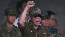 Rodrigo Duterte skelbia, kad po užsitęsusios apsiausties nuo teroristų i&scaron;vaduotas Maravio miestas