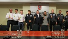 Dakaro dalyvių i&scaron;lydėtuvės
