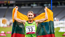 Laura Asadauskaitė-Zadneprovskienė