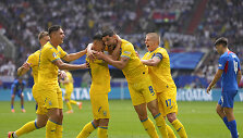Ukrainiečiai &scaron;venčia Romano Jeremčiuko įvartį.