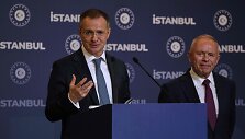 Vladimiras Medinskis / Emrah Gurel / AP