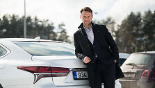 Operos solistas Edgaras Montvidas operos klausėsi sėdėdamas &bdquo;Lexus LS&ldquo;