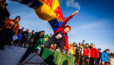 Didžiausia žiemos beprotybė &bdquo;Red Bull Jump & Freeze&ldquo; vasarį sugrįžta antram kartui