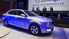 Lietuvos &bdquo;Metų automobiliu 2014&ldquo; i&scaron;rinkta &bdquo;&Scaron;koda Octavia&ldquo; 