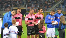 Futbolininkai varto Anos Frank dienora&scaron;tį