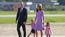 Princas Williamas ir Kembridžo hercogienė Catherine su vaikais Charlotte ir George'u