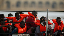 Maltos kari&scaron;kių i&scaron;gelbėti migrantai