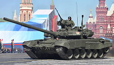 Rusijos tankas T-90 &ndash; mažiausiai viena tokios modelio kovos ma&scaron;ina buvo sunaikinta Ukrainoje