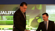Arvydas Sabonis traukia burtus