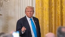 D. Trumpas / Hu Yousong / ZUMAPRESS.com