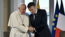 Popiežius Pranci&scaron;kus ir Emmanuelis Macronas 2023-iaisiais / SIPA