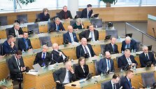 Parlamente pateikta idėja birželį Seimą rinkti i&scaron; naujo
