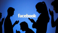 Tarp &bdquo;Facebook&ldquo; ir Mianmaro valdžios bręsta konfliktas