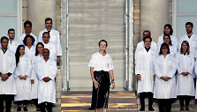 &bdquo;Givenchy&ldquo; mados namų dizainerė Clare Waight Keller