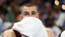 Jonas Valančiūnas žaidė &bdquo;New Orleans Pelicans&ldquo; trejus metus, bet ketvirtųjų tikriausiai nebus.