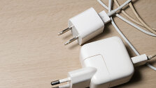 Elektroninių įrenginių kroviklių ki&scaron;tukai