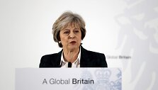 Theresa May pristato Brexit planą
