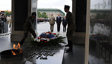 2011 metais memorialą Var&scaron;uvoje aplankė tuometis JAV prezidentas Barackas Obama