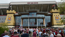 Su senuoju, &bdquo;Upton Park&ldquo; stadionu, &bdquo;West Ham&ldquo; atsisveikins antradienį
