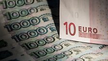 Rusijos rubliai ir 10 eurų