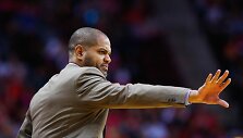 J.B.Bickerstaffas