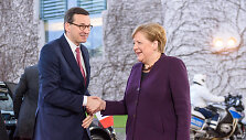 Mateuszas Morawieckis ir Angela Merkel