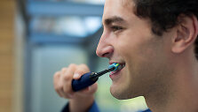 BATHM_Brushing_2925_BLUE