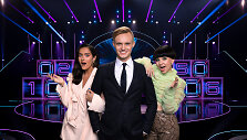 Karolina Meschino, Rokas Bernatonis, Monika Liu