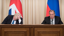 Borisas Johnsonas ir Sergejus Lavrovas 