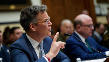 JAV gynybos sekretoriaus pavaduotojas politikai Colinas Kahlas