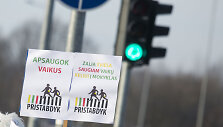 Akcija &bdquo;Žalią &scaron;viesą saugiam vaikų keliui į mokyklas&ldquo;