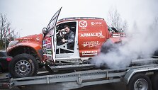 Į Lietuvą grįžo A.Juknevičiaus Dakaro automobilis