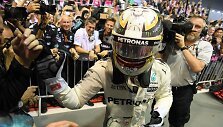 Lewiso Hamiltono pergalė Singapūro GP