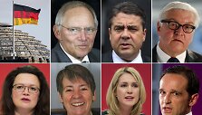 Reichstago vėliava, Finansų ministras Wolfgangas Schaeuble, socialdemokratų lyderis (SPD) Sigmaras Gabrielis, SPD parlamentinės grupės vadovas Frankas-Walteris Steinmeieris ir SPD  generalinė sekretorė Andrea Nahles, SPD iždininkė Barbara Hendricks, SPD pirmininko pavaduotoja Manuela Schwesig bei SP