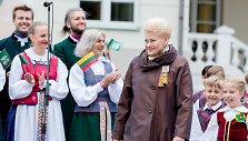 Dainų &scaron;ventės atidarymas