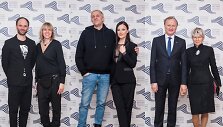 Aurelijus Li&scaron;kauskas su žmona, Saulius Prūsaitis, Agnė Kuzmickaitė, Kėvi&scaron;as Gintautas, Rūta Kėvi&scaron;ienė