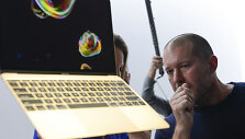 &bdquo;Apple&ldquo; vyriausiasis dizaineris Jonathanas Ive'as
