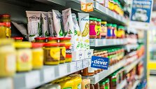 Specialistė pataria: perkant maistą pirmiau nei kainą reikėtų tikrinti etiketę