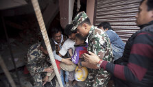 Nepalas po stipraus žemės drebėjimo